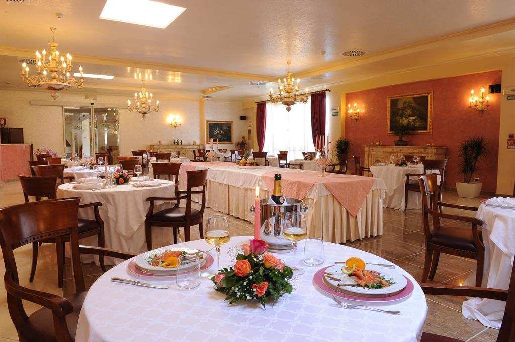 Art Hotel Diamond Naxos Taormina Giardini Naxos Eksteriør billede