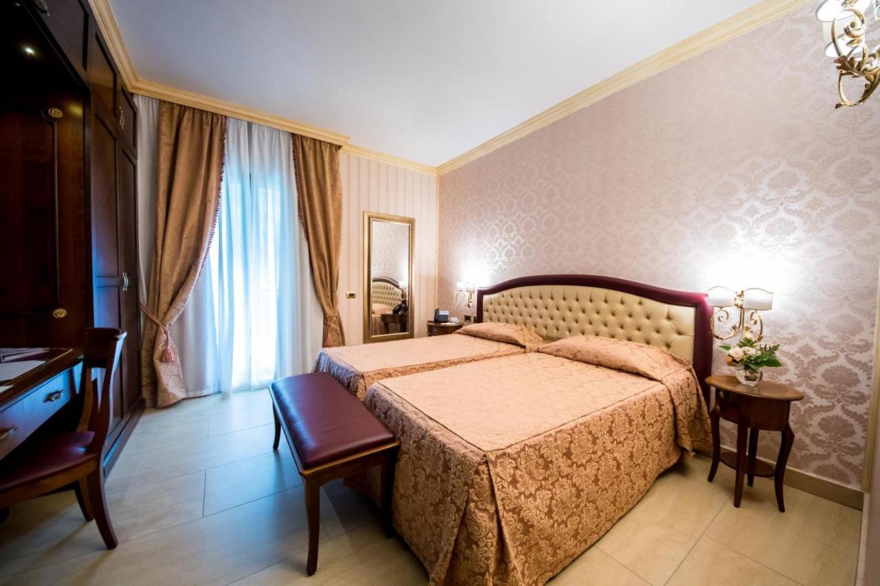 Art Hotel Diamond Naxos Taormina Giardini Naxos Eksteriør billede