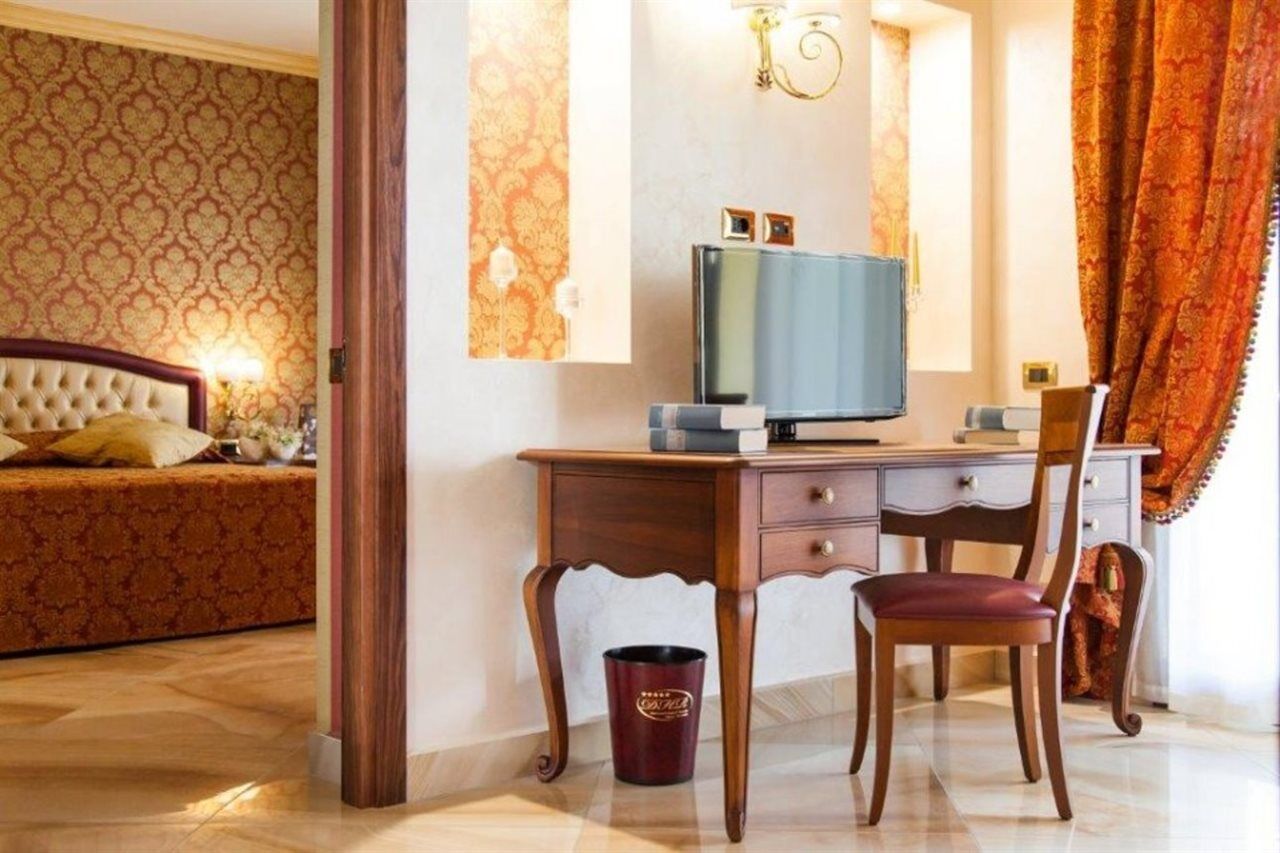 Art Hotel Diamond Naxos Taormina Giardini Naxos Eksteriør billede